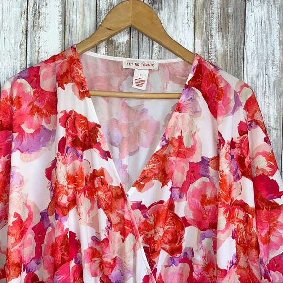Flying Tomato Lipstick Floral Chiffon Kimono Sleeve Pink, Orange Blouse - Picture 5 of 7